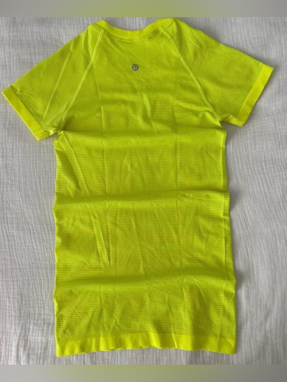 Neon yellow Lululemon Swiftly Tech short sleeve size 2